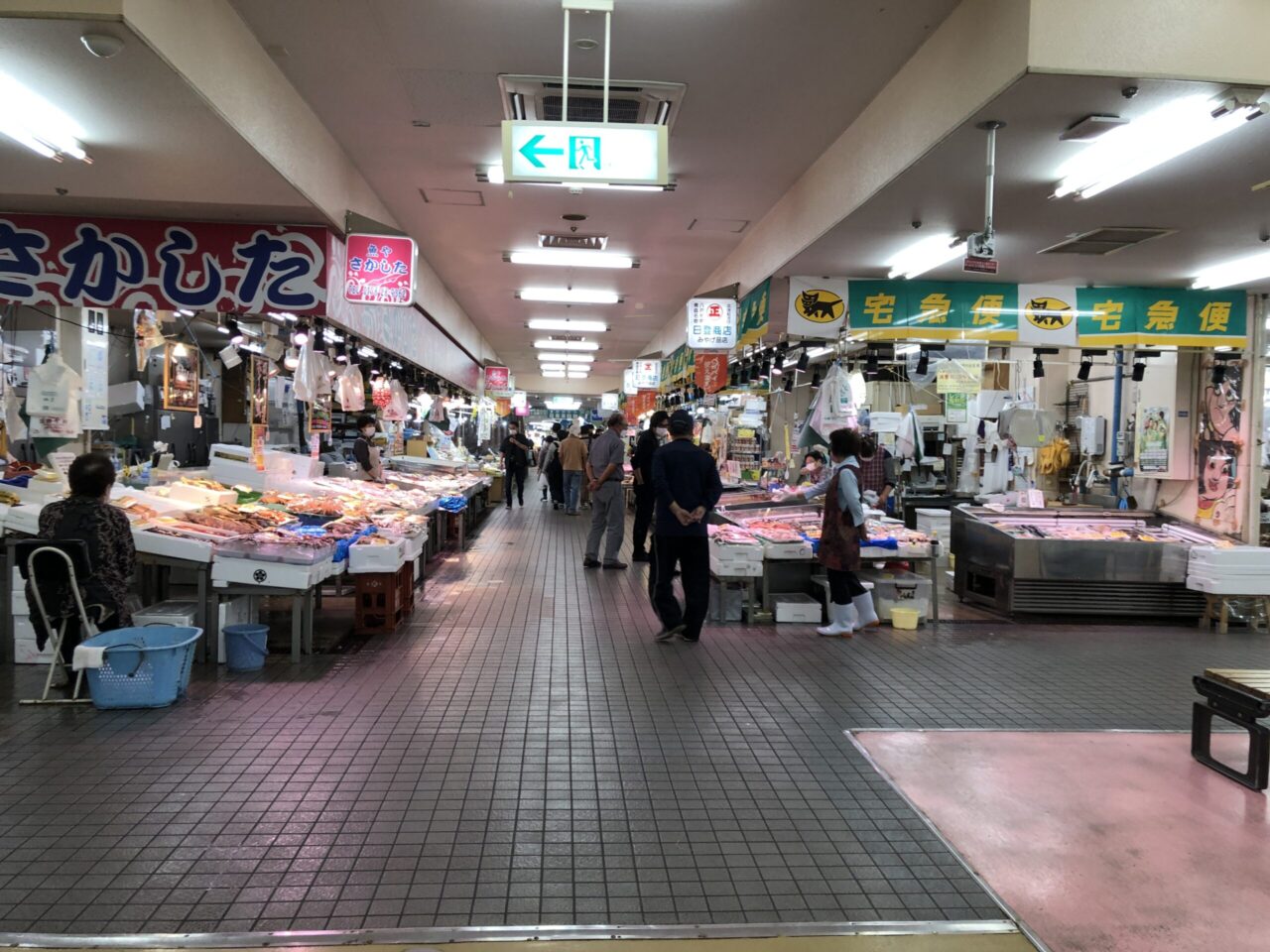 八戸の八食センター
